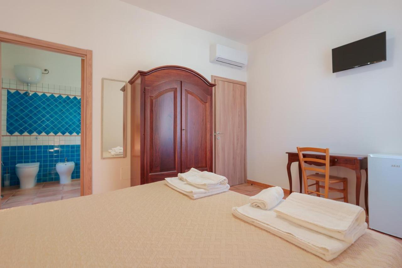 Hotel La Scala Del Sale Iglesias Zewnętrze zdjęcie